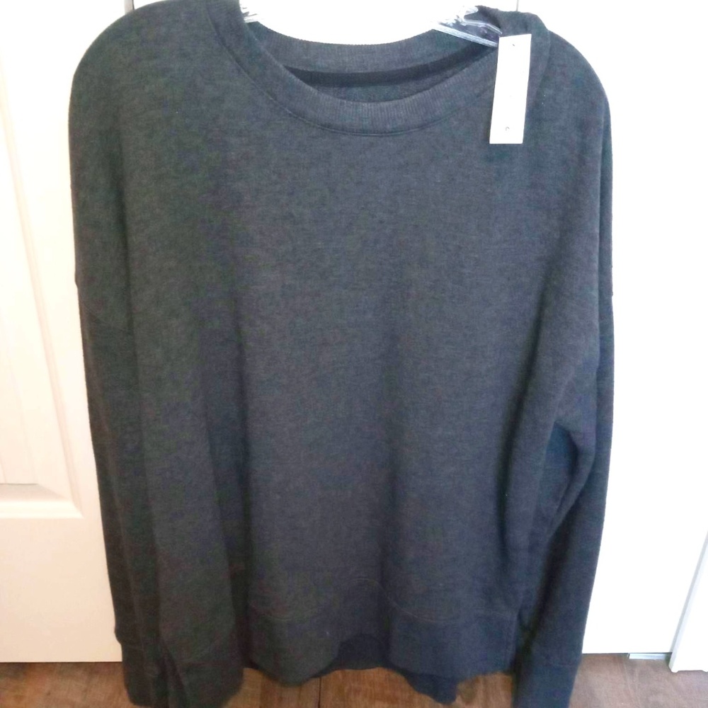 NWT Time and Tru Gray Sweatshirt Tunic LARGE Long Sleeves Side Slits Round Neck